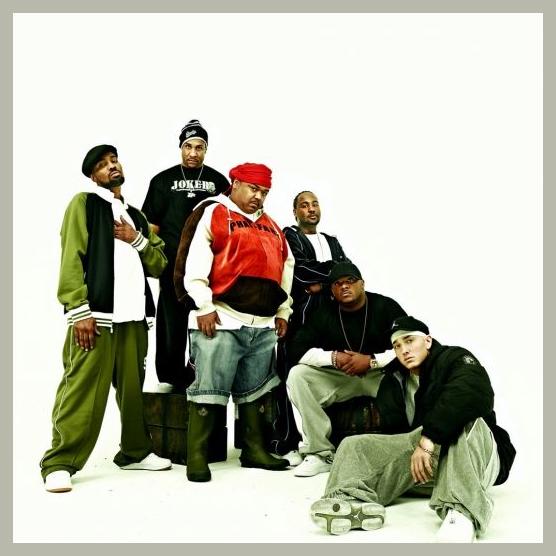 D12